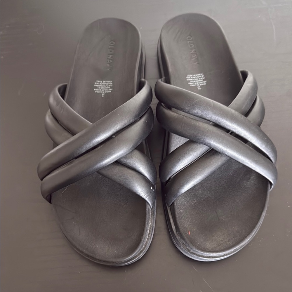 Old Navy Women's Black Slide Sandals